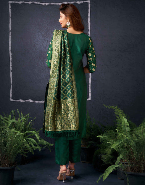 Sudathi Dark Green And Golden Silk Plain Straight Kurta Set With Dupatta