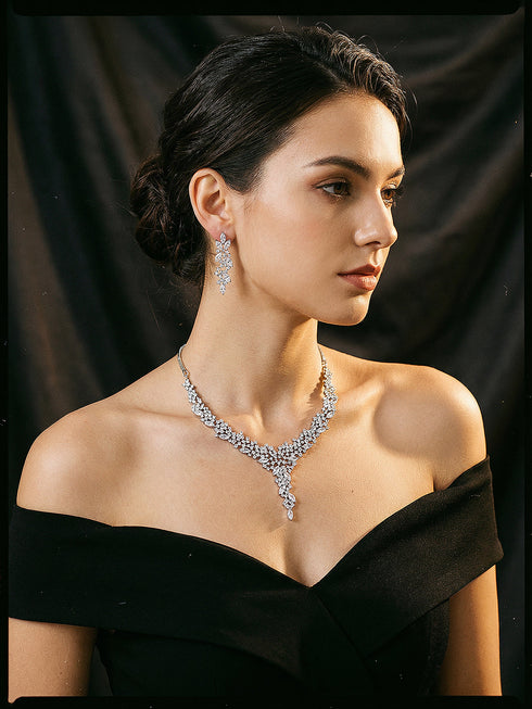 Silver Toned White AD Zircon Statement Cocktail Necklace Jewellery Set