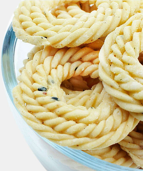 Neelam Foodland South Indian Spril Plain Chakli