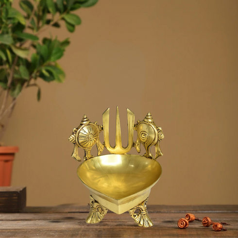 Brass Shankh Chakra Deepak Oil Lamp 1.9Kg