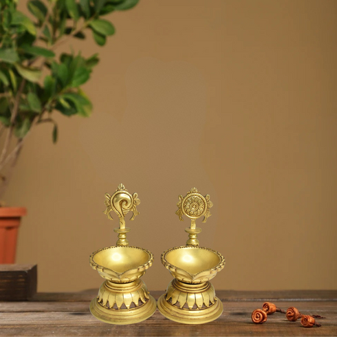 Brass Shankh Chakra Deepak Oil Lamp 1.8Kg