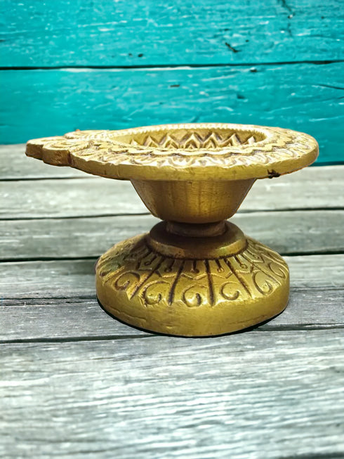 Tamas Brass Paan Diya With Stand