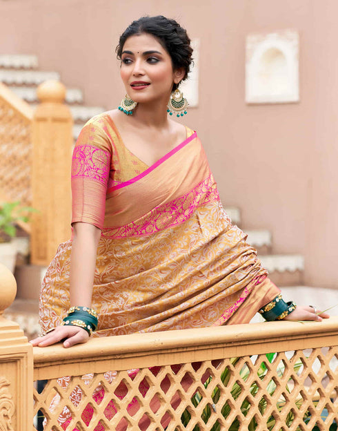 Sudathi Rani Pink Woven Kanjivaram Silk Saree