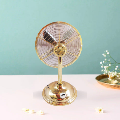 Brass Laddu Gopal Fan 0.2Kg