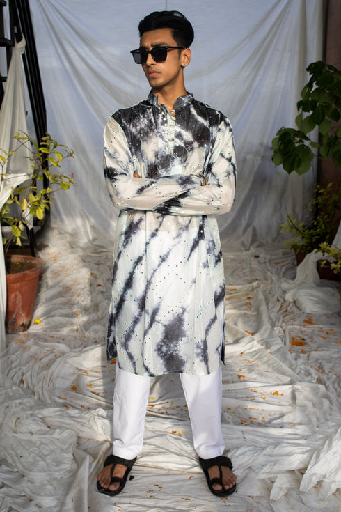 Kzari Phoenix Gray Mirror-Embroidered Chanderi Silk Kurta
