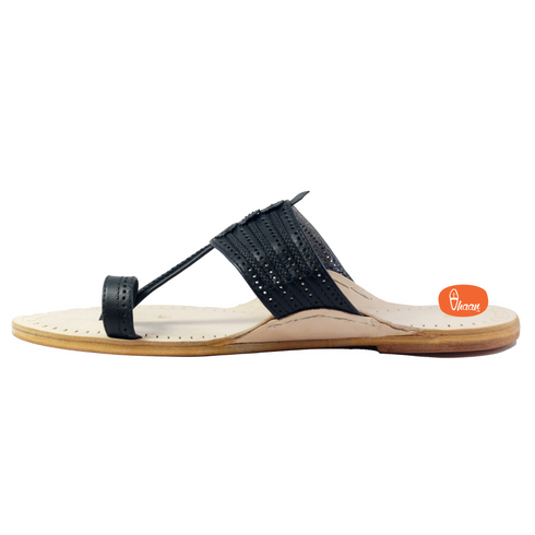 Vhaanfootwear Black soft leather Kolhapuri Chappal For Men by Vhaan