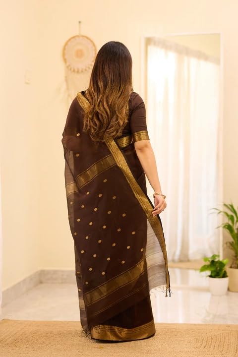 Vasthrlay Traditional Unstitched Saree