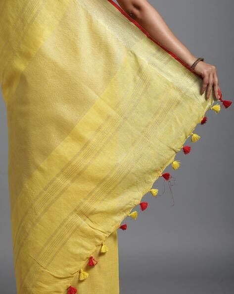 Vasthrlay Handwoven Border Saree