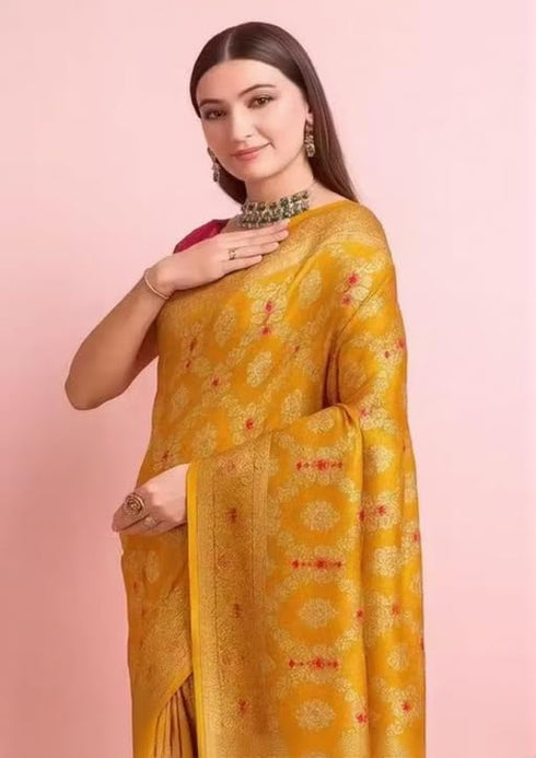 Vasthrlay Banarasi Traditional Unstitched Saree