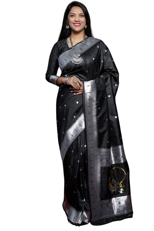 Vasthrlay Banarasi Saree