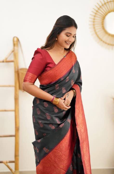 Vasthrlay Saree