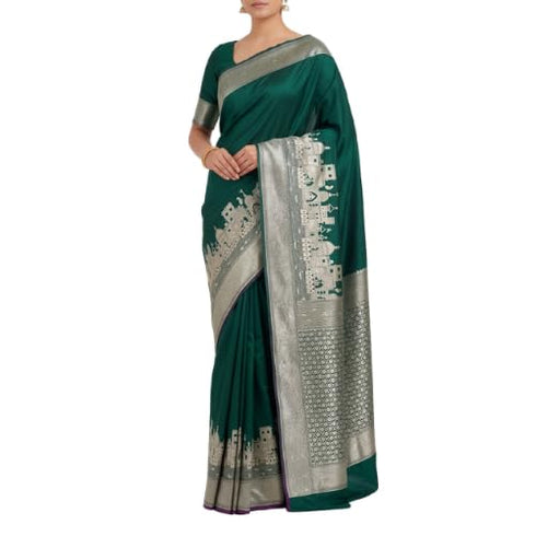 Vasthrlay Banarsi Exquisite Intricate