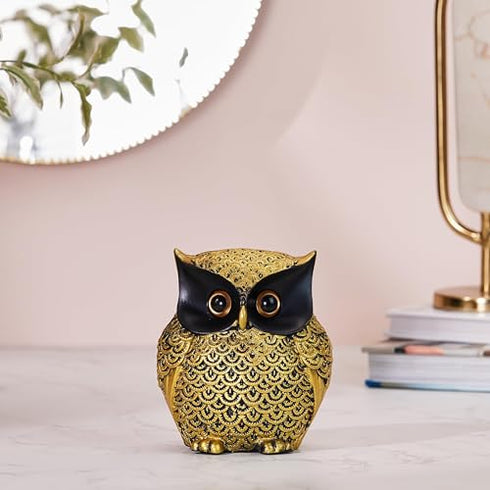 Modern Classy Happy Owl Resin Art Figure Handicraft Resin Showpiece