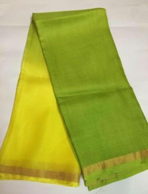 Vasthrlay Handwoven Border Saree