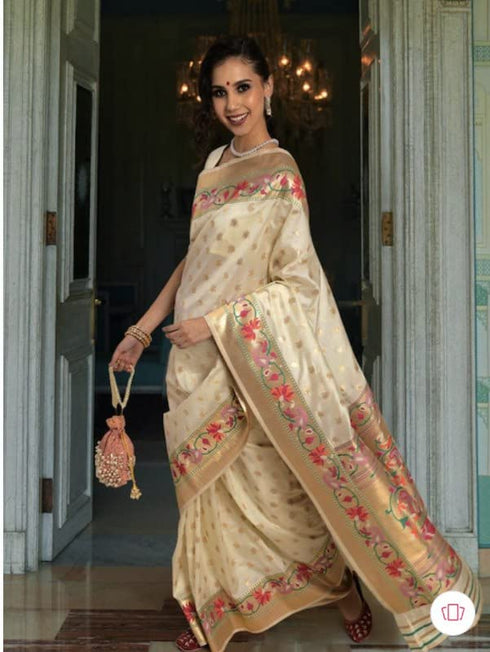 Vasthrlay Banarasi Saree