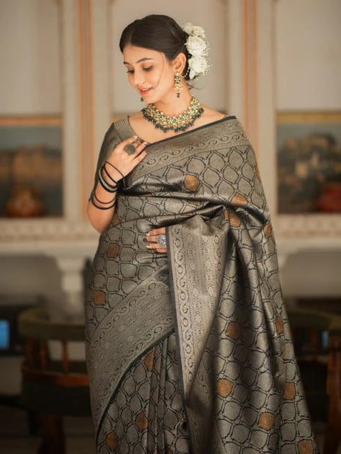 Vasthrlay Kanjivaram Wedding Saree