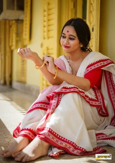 Vasthrlay Traditional Unstitched Saree