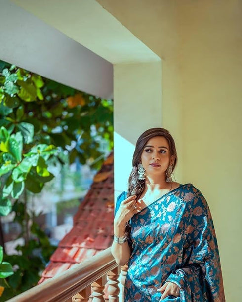 Vasthrlay Kanjivaram Traditional Stitched