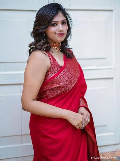 Vasthrlay Banarasi Kanjivaram Silk Wedding Ethnic Wear