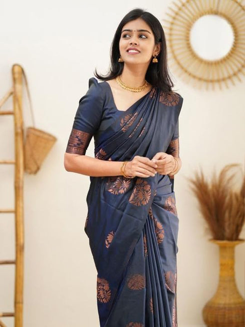 Vasthrlay Traditional Unstitched Saree