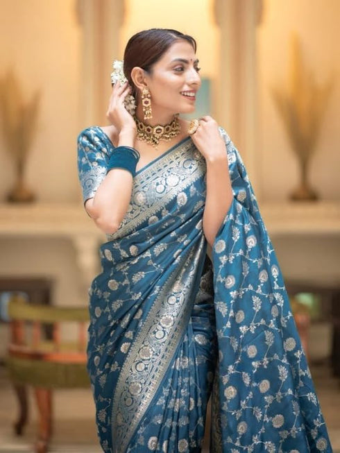 Vasthrlay Kanjivaram Saree
