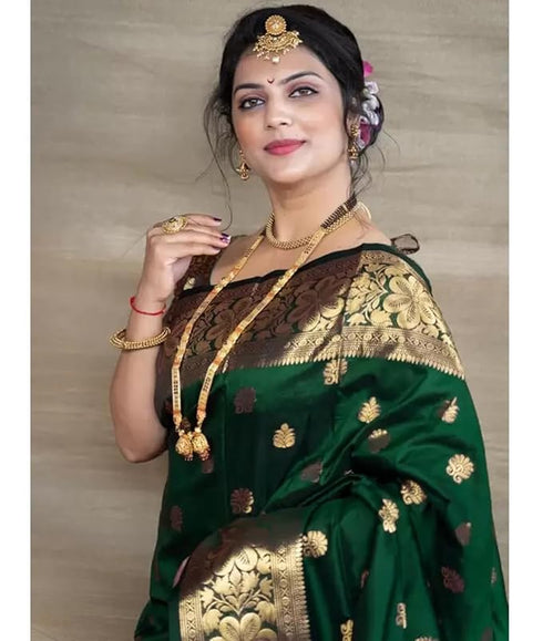 Vasthrlay Banarasi Kanjivaram Kanchipuram Wedding Saree With Blouse Piece