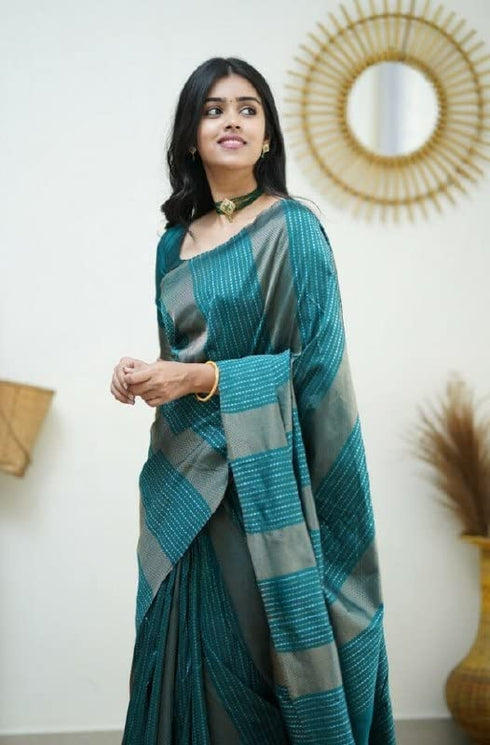 Vasthrlay Kanjivaram Saree