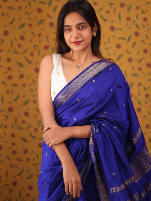 Vasthrlay Unstitched Saree