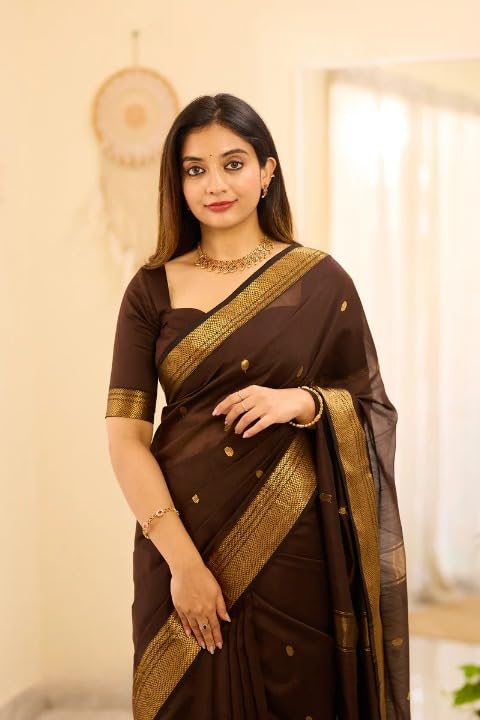 Vasthrlay Traditional Unstitched Saree