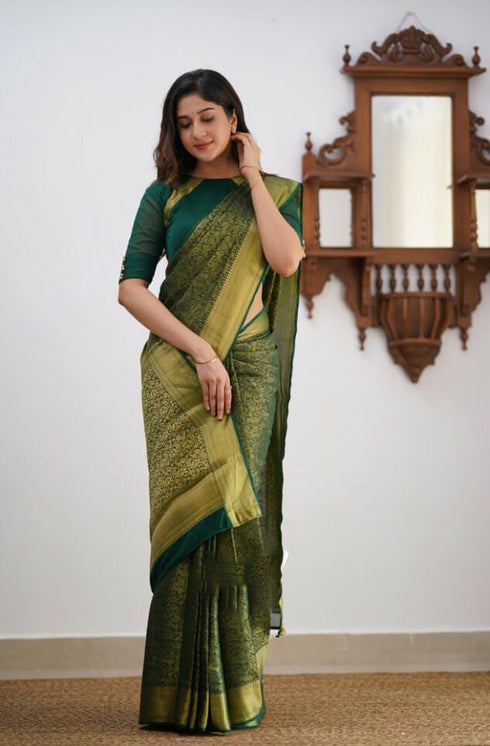 Vasthrlay Kanjivaram Woven Saree