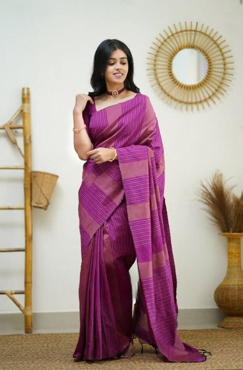 Vasthrlay Banarasi Unstitched Saree