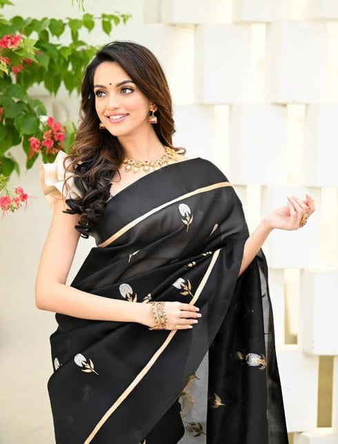 Vasthrlay Kanjivaram Saree