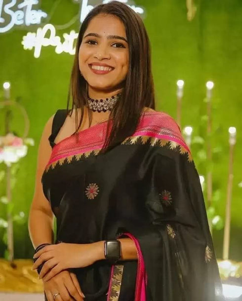 Vasthrlay Banarasi Saree