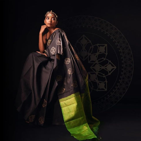 Vasthrlay Banarasi Saree