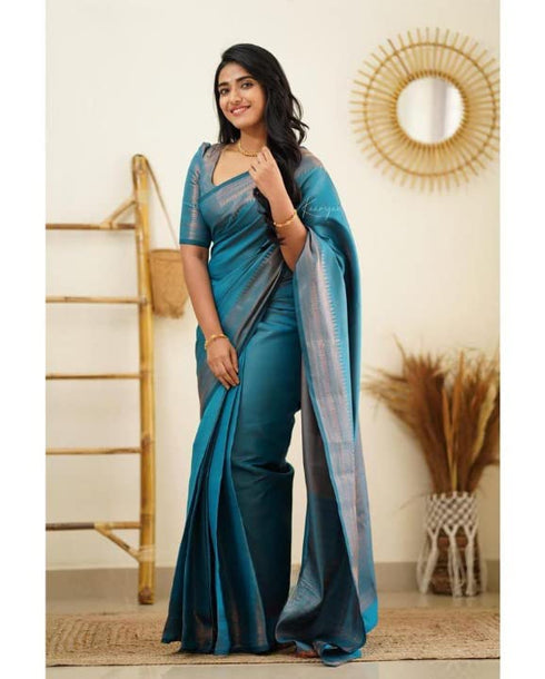 Vasthrlay Banarasi Saree