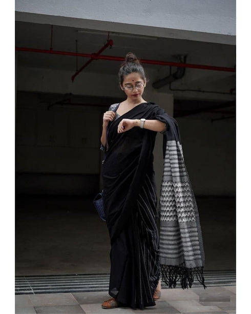 Vasthrlay Kanjivaram Saree