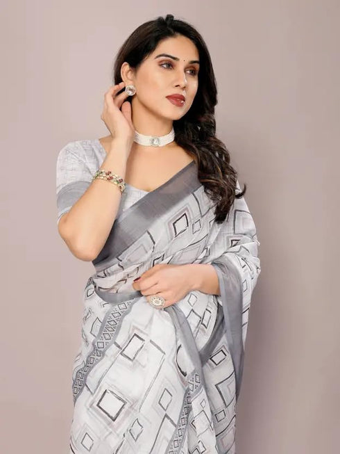 Vasthrlay Banarasi Traditional Unstitched Saree