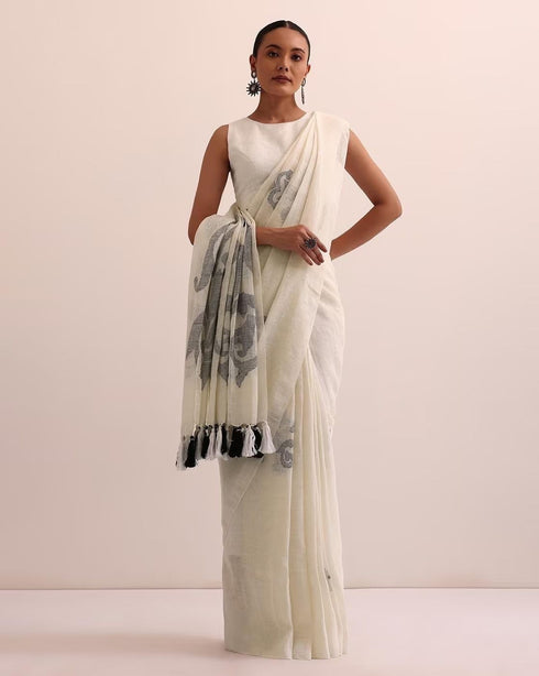 Vasthrlay Off White Cotton Motifs Traditional