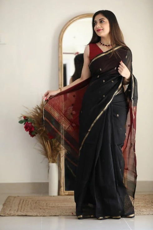 Vasthrlay Kanjivaram Unstitched Saree