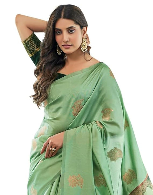 Vasthrlay Jacquard Kanjivaram Unstitched Pista Green Saree