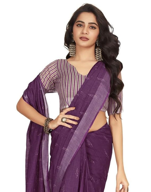 Vasthrlay Printed Pleated White Saree With Multicolour Unstitched Blouse Piece