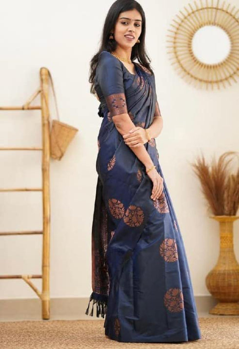 Vasthrlay Saree
