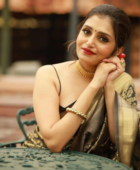 Vasthrlay Banarasi Unstitched Saree