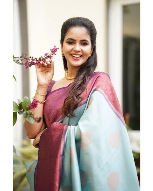 Vasthrlay Kanjivaram Saree