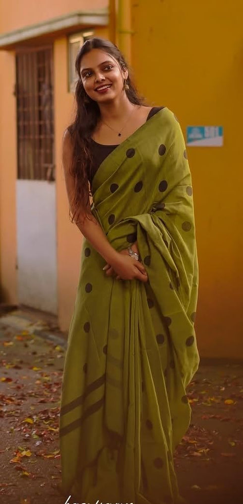Vasthrlay Mehendi Matching Unstitched Kalamkari