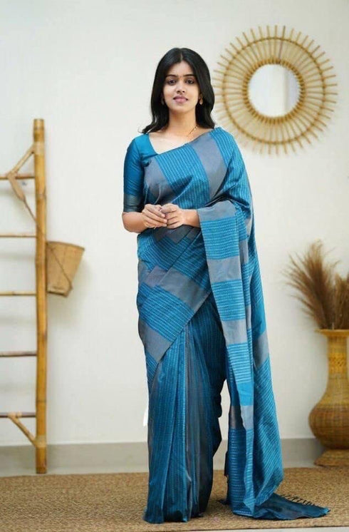 Vasthrlay Kanjivaram Knachipuram Traditional Unstitched