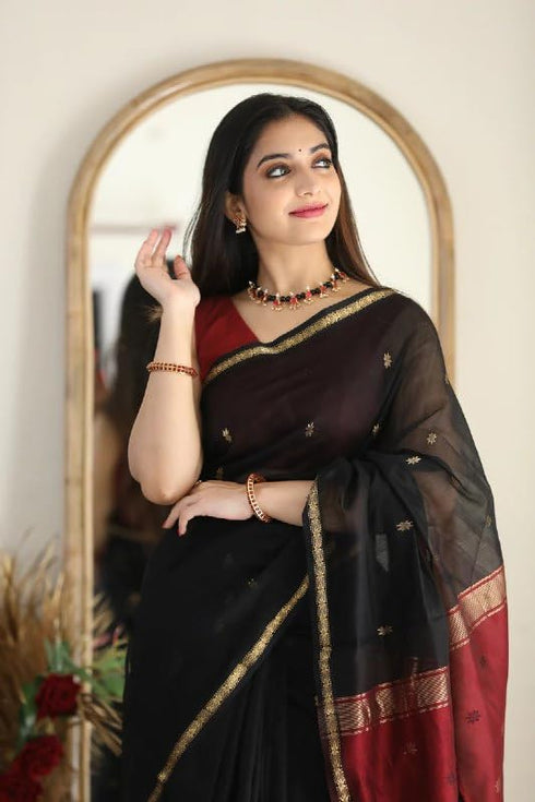 Vasthrlay Kanjivaram Unstitched Saree