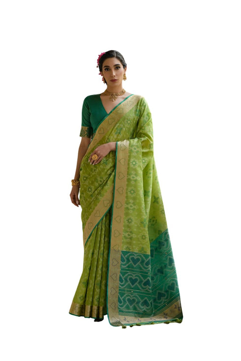 Vasthrlay Silk Saree Floral Patola Design