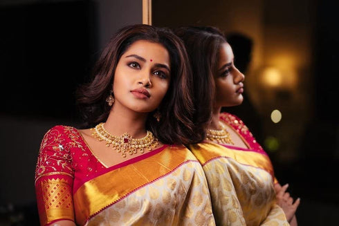 Vasthrlay Cream Banarasi Traditional Saree