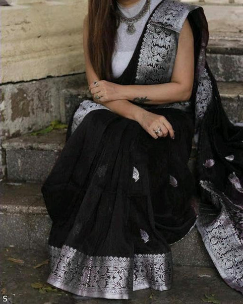Vasthrlay Banarasi Saree